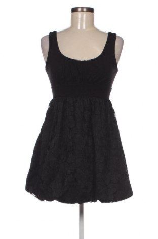 Kleid Twenty One, Größe S, Farbe Schwarz, Preis 10,49 €