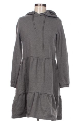 Šaty  Vero Moda, Veľkosť XS, Farba Sivá, Cena  5,36 €