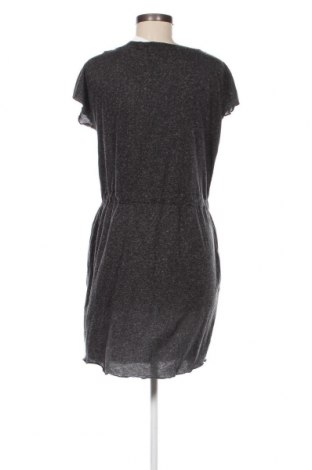 Kleid Vero Moda, Größe M, Farbe Grau, Preis € 10,71