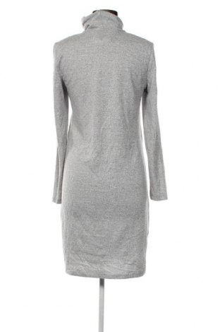 Kleid Vero Moda, Größe S, Farbe Grau, Preis € 9,40