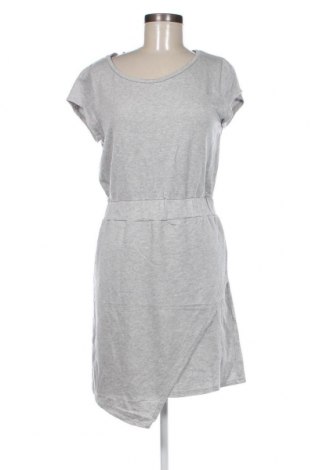 Kleid WE, Größe M, Farbe Grau, Preis € 20,18