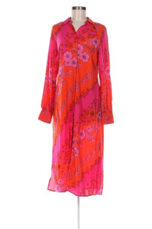 Kleid Y.A.S, Größe XS, Farbe Mehrfarbig, Preis € 53,01