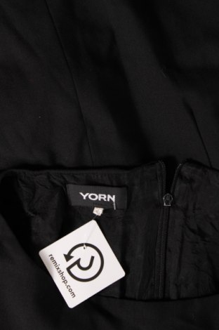 Φόρεμα Yorn, Μέγεθος M, Χρώμα Μαύρο, Τιμή 27,70 €