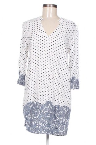 Kleid Zara, Größe L, Farbe Weiß, Preis 11,27 €