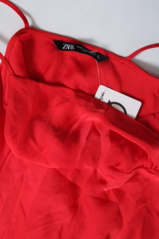 Рокля Zara, Размер XS, Цвят Червен, Цена 33,24 лв.