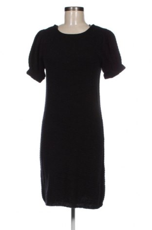 Рокля Zara Knitwear, Размер M, Цвят Черен, Цена 43,20 лв.