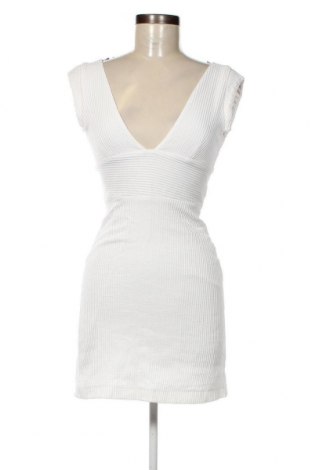 Kleid Zara Trafaluc, Größe S, Farbe Weiß, Preis € 15,90
