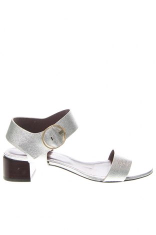 Sandale Avril Gau, Mărime 40, Culoare Argintiu, Preț 967,50 Lei