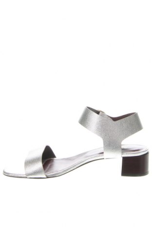 Sandale Avril Gau, Mărime 40, Culoare Argintiu, Preț 967,50 Lei
