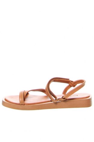 Sandalen Inuovo, Größe 38, Farbe Braun, Preis 63,92 €