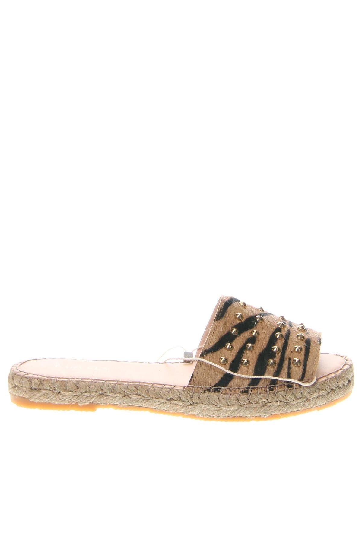 Hausschuhe Carvela, Größe 37, Farbe Beige, Preis 15,99 €