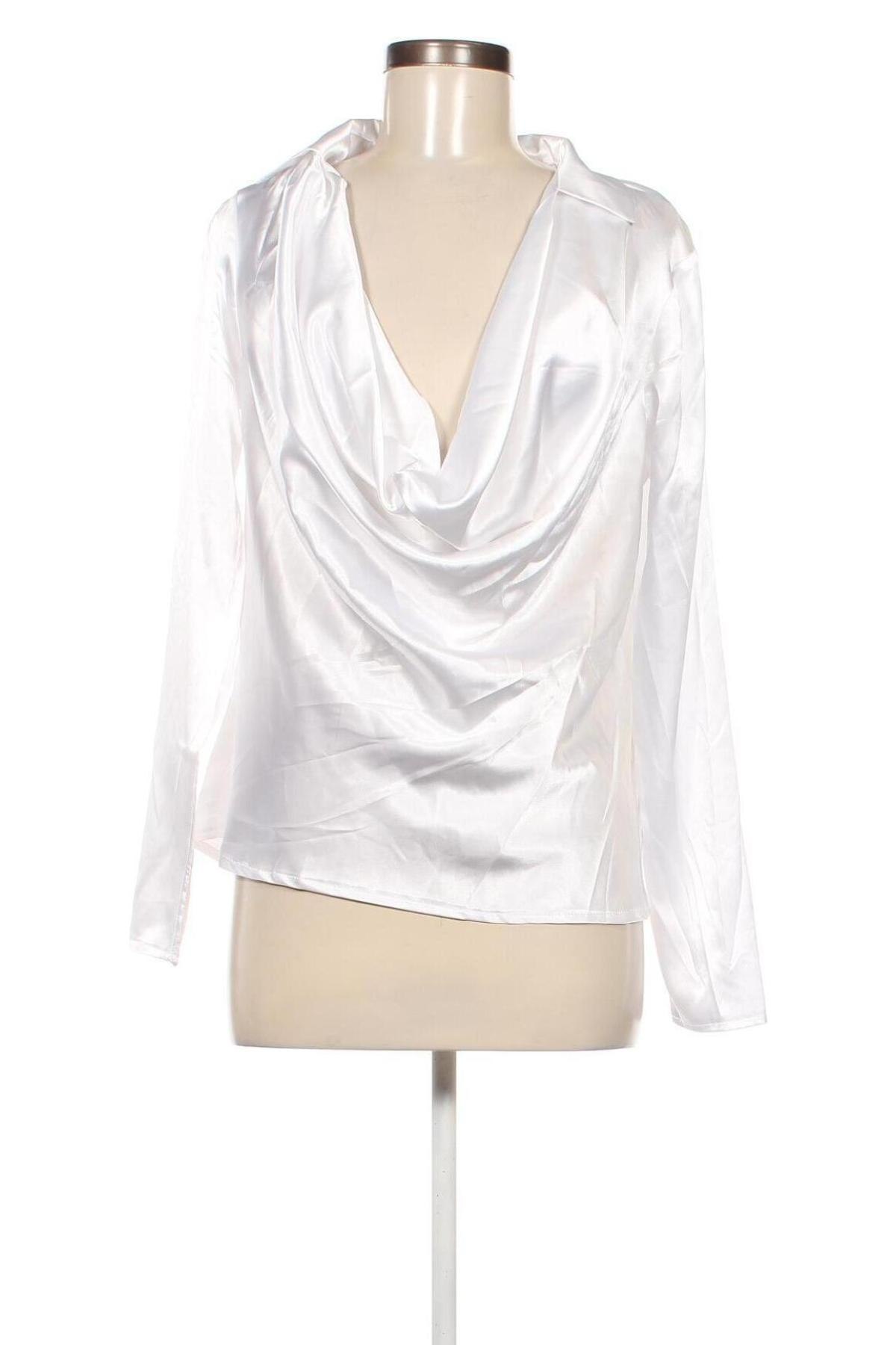 Дамска блуза, Размер M, Цвят Бял, Цена 7,60 лв.