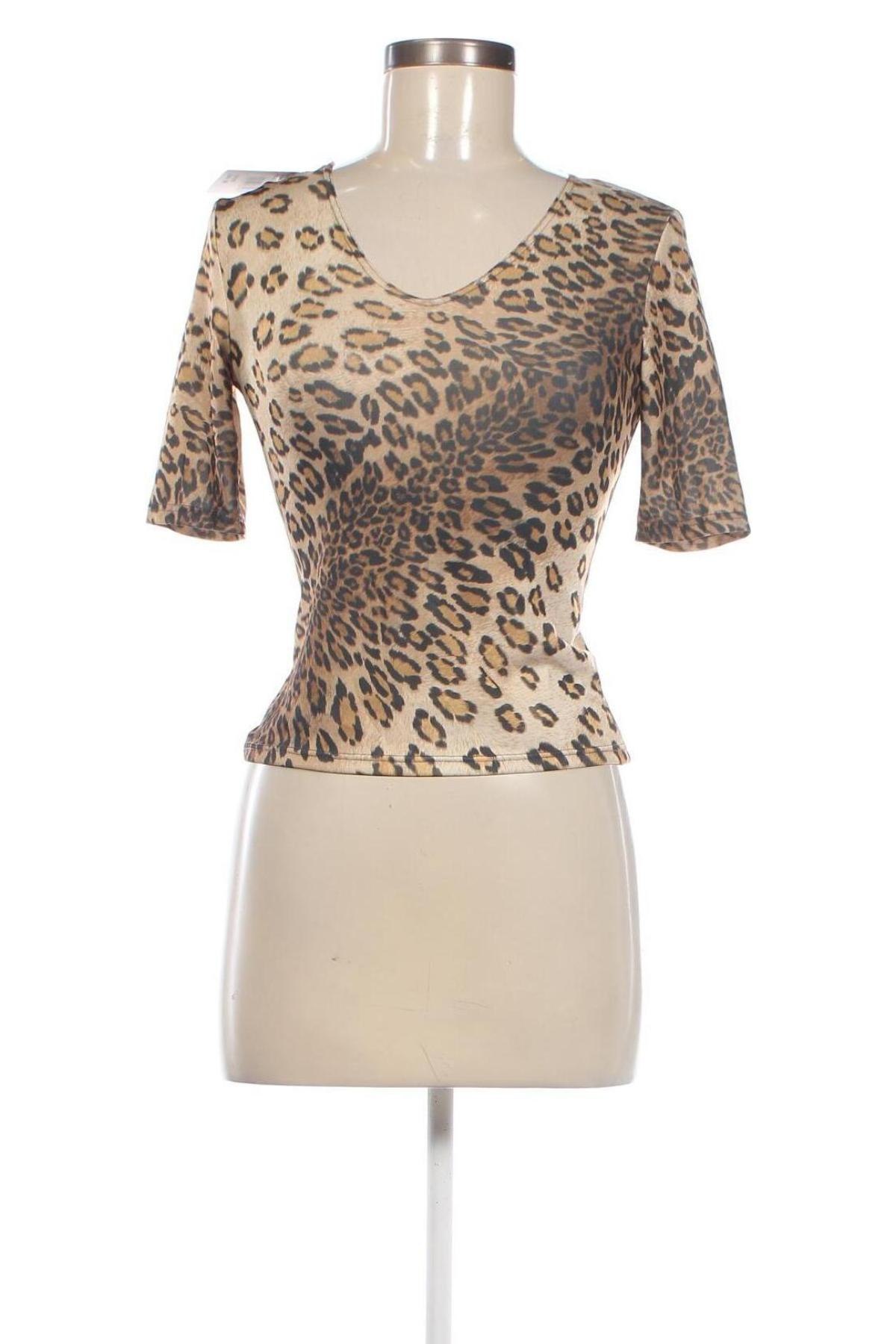 Дамска блуза, Размер S, Цвят Многоцветен, Цена 11,73 лв.