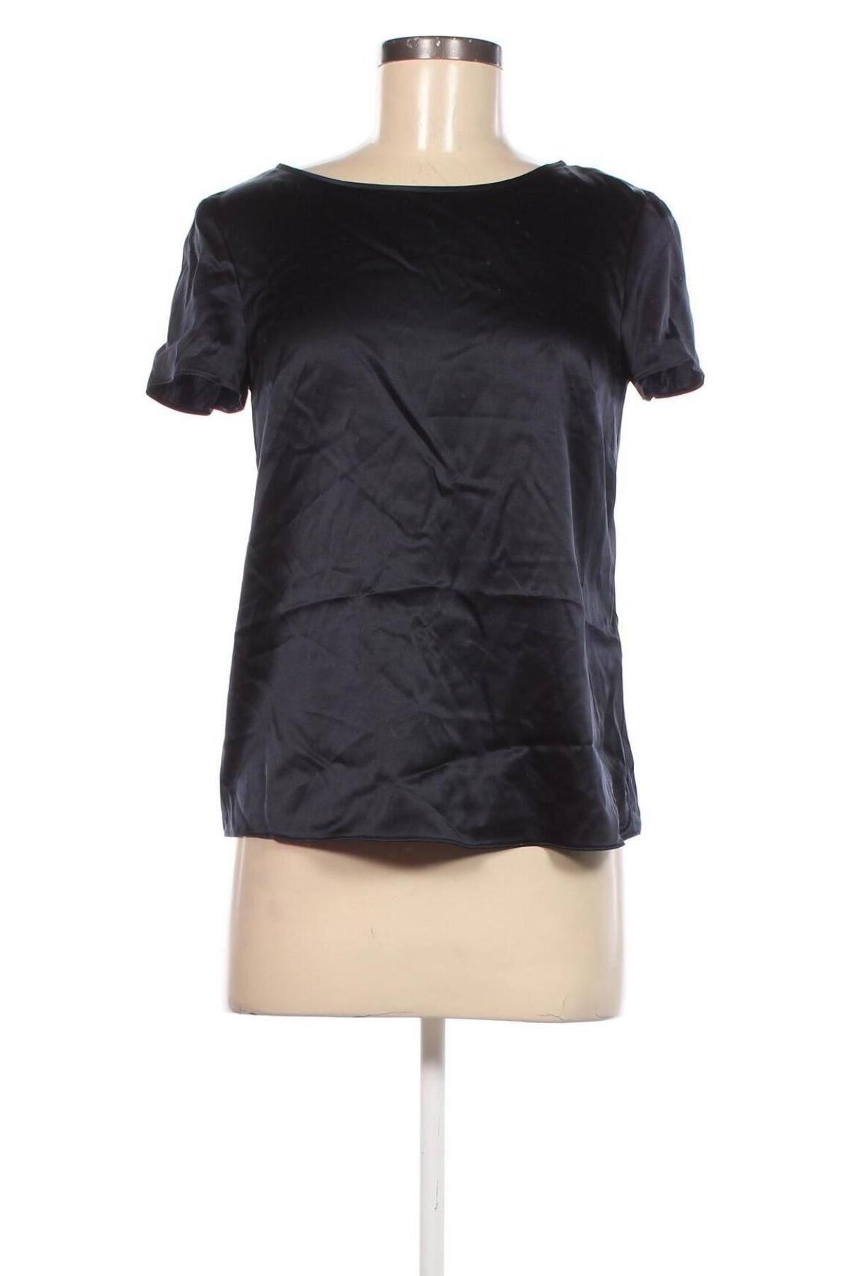 Дамска блуза Emporio Armani, Размер XS, Цвят Син, Цена 205,31 лв.