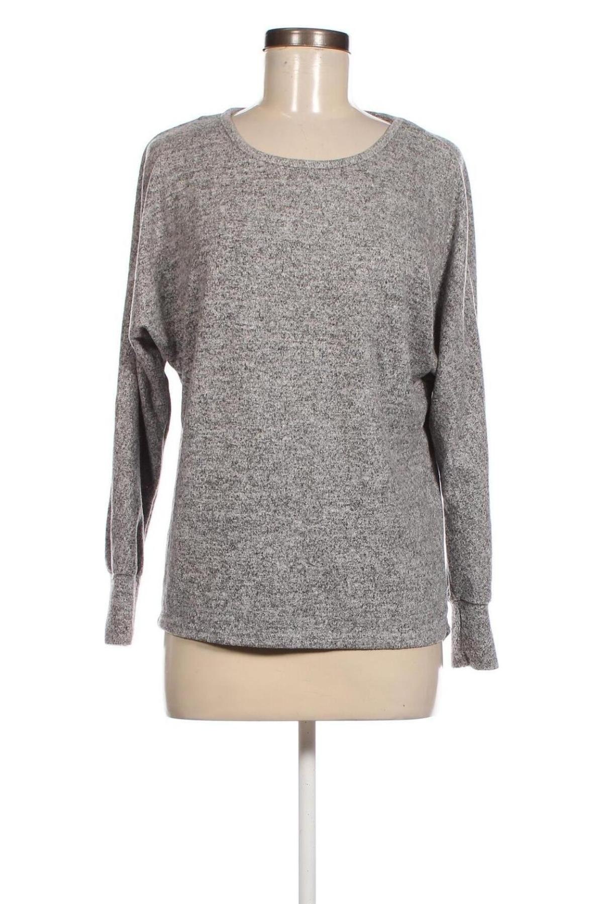 Damen Shirt Janina, Größe S, Farbe Grau, Preis 1,99 €