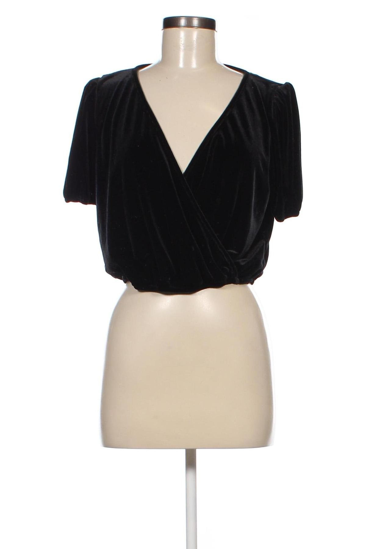 Γυναικεία μπλούζα NA-KD, Μέγεθος M, Χρώμα Μαύρο, Τιμή 7,36 €