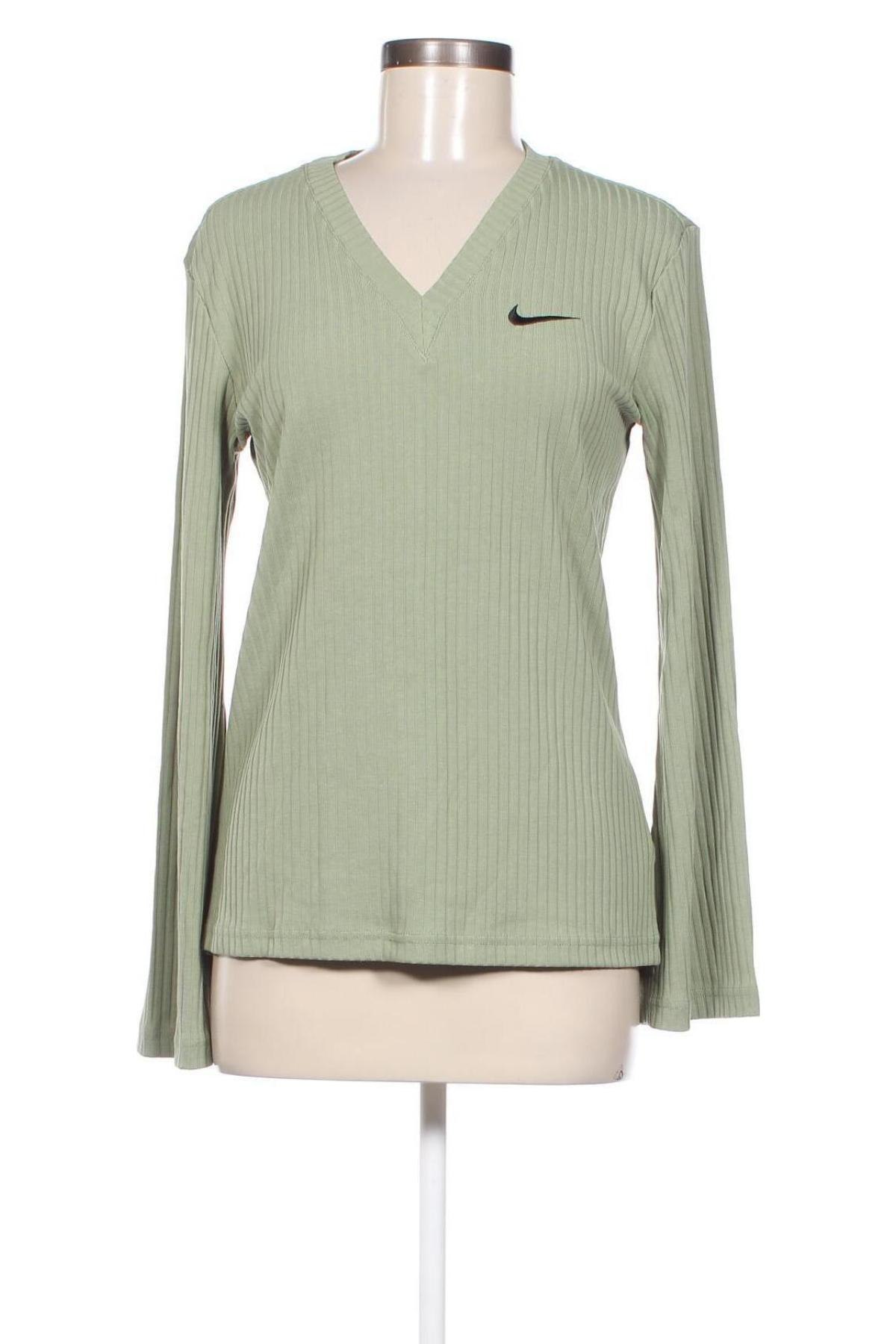 Дамска блуза Nike, Размер M, Цвят Зелен, Цена 48,60 лв.