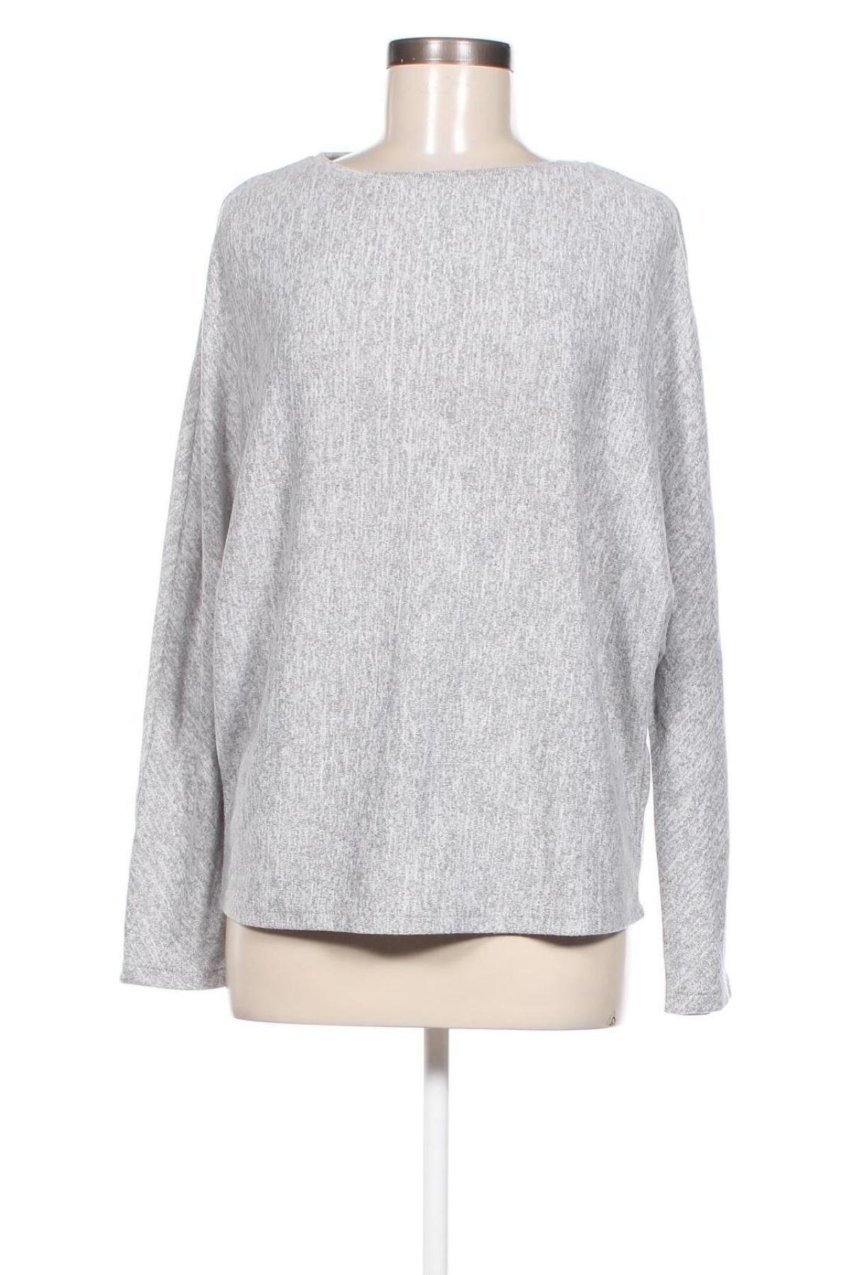 Damen Shirt Opus, Größe M, Farbe Grau, Preis 16,70 €