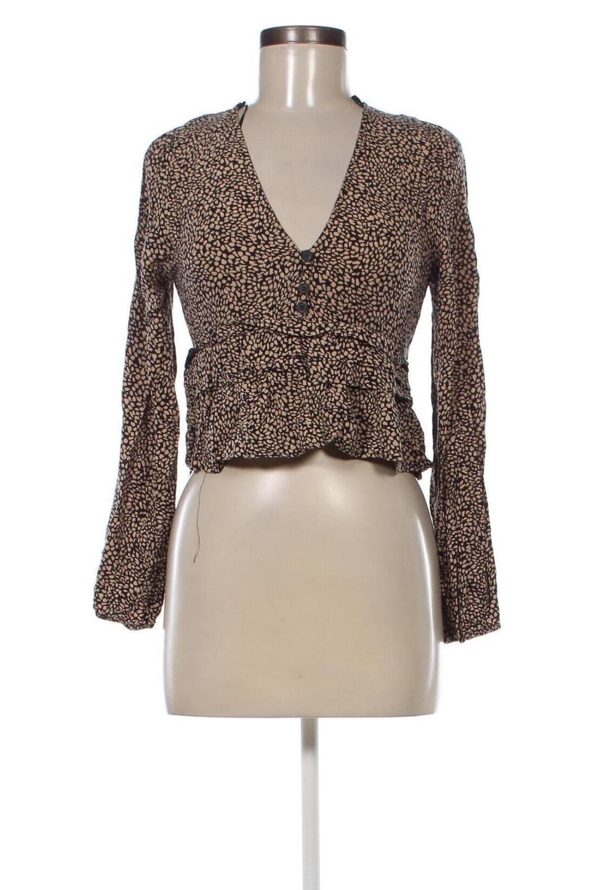 Дамска блуза Pull&Bear, Размер S, Цвят Многоцветен, Цена 6,65 лв.