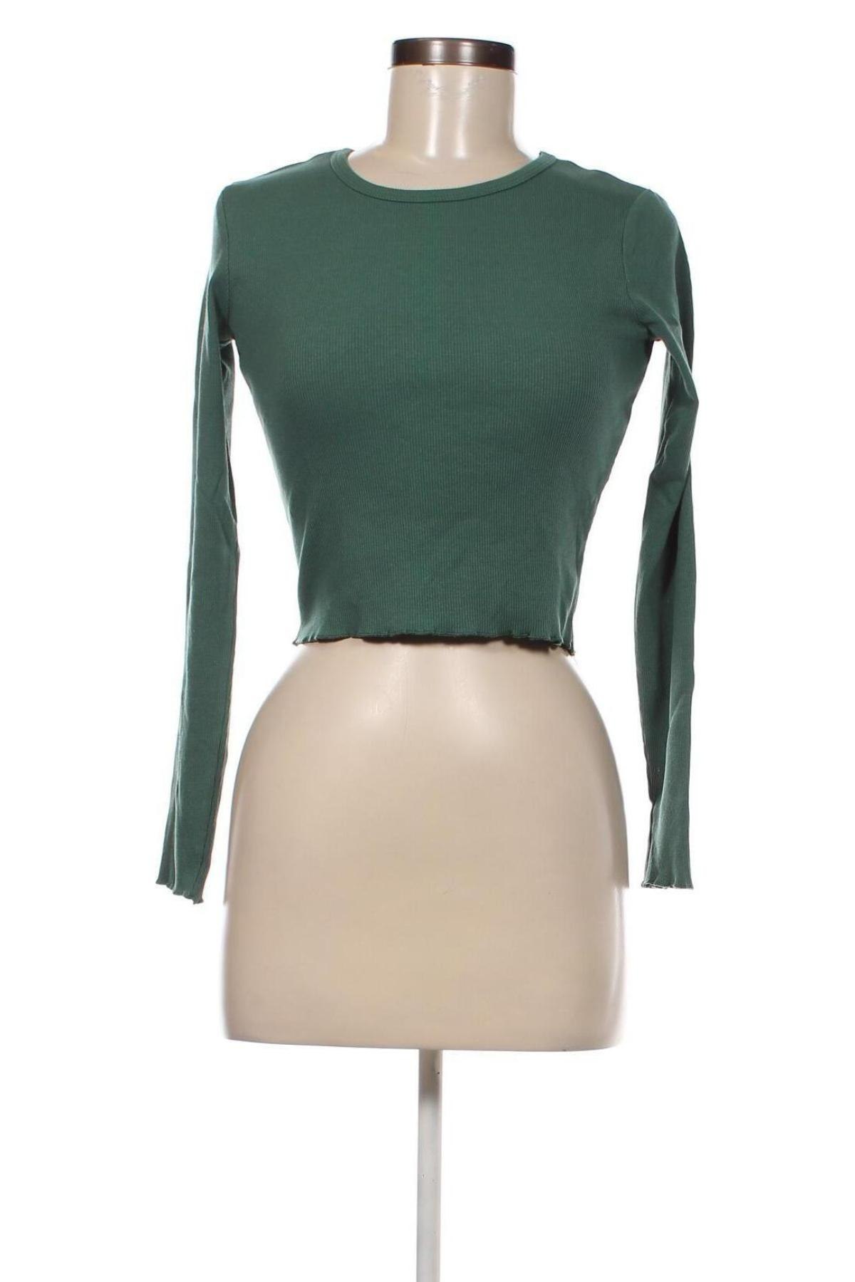 Γυναικεία μπλούζα Pull&Bear, Μέγεθος M, Χρώμα Πράσινο, Τιμή 10,13 €