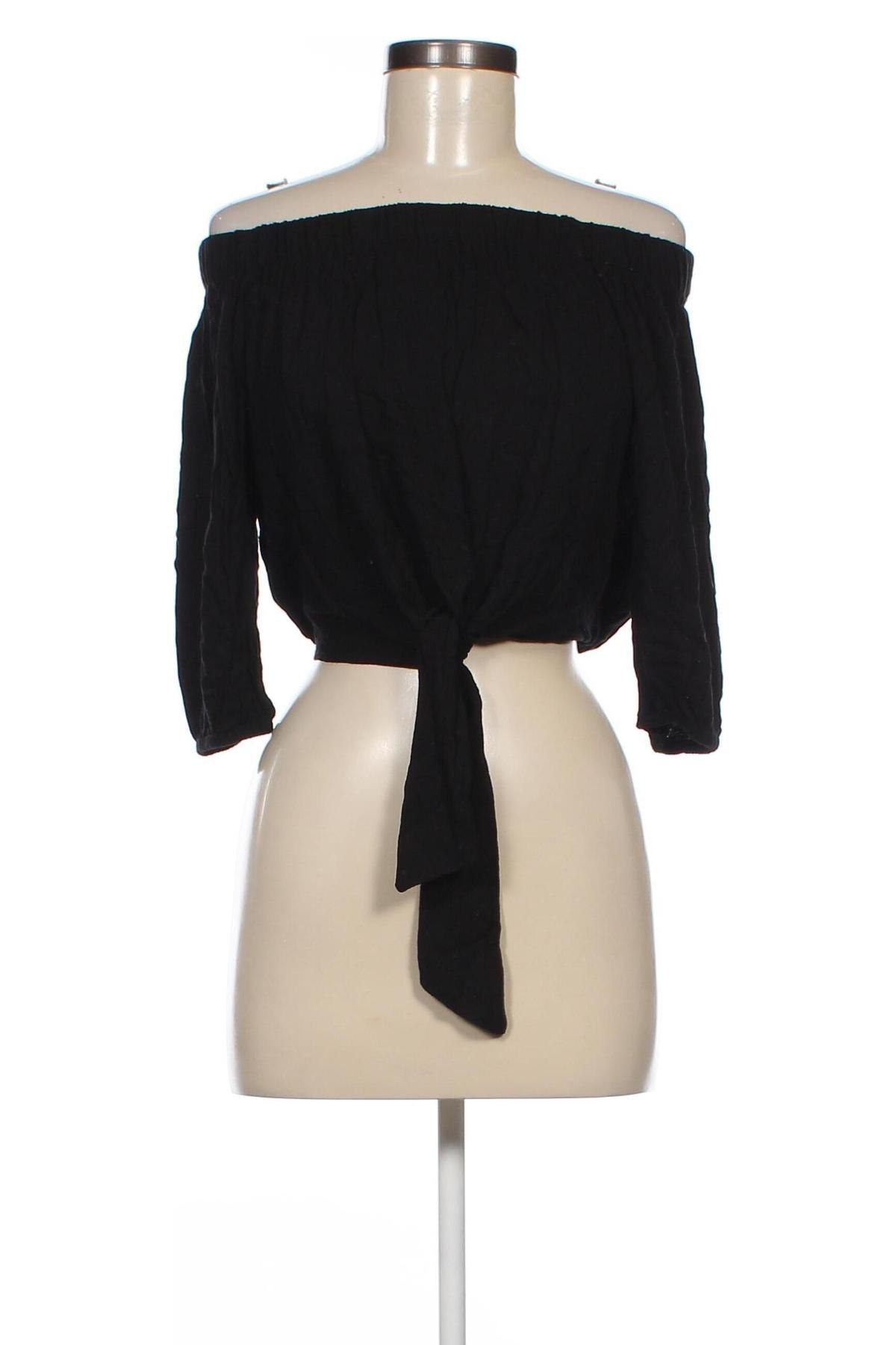 Дамска блуза Pull&Bear, Размер S, Цвят Черен, Цена 6,65 лв.