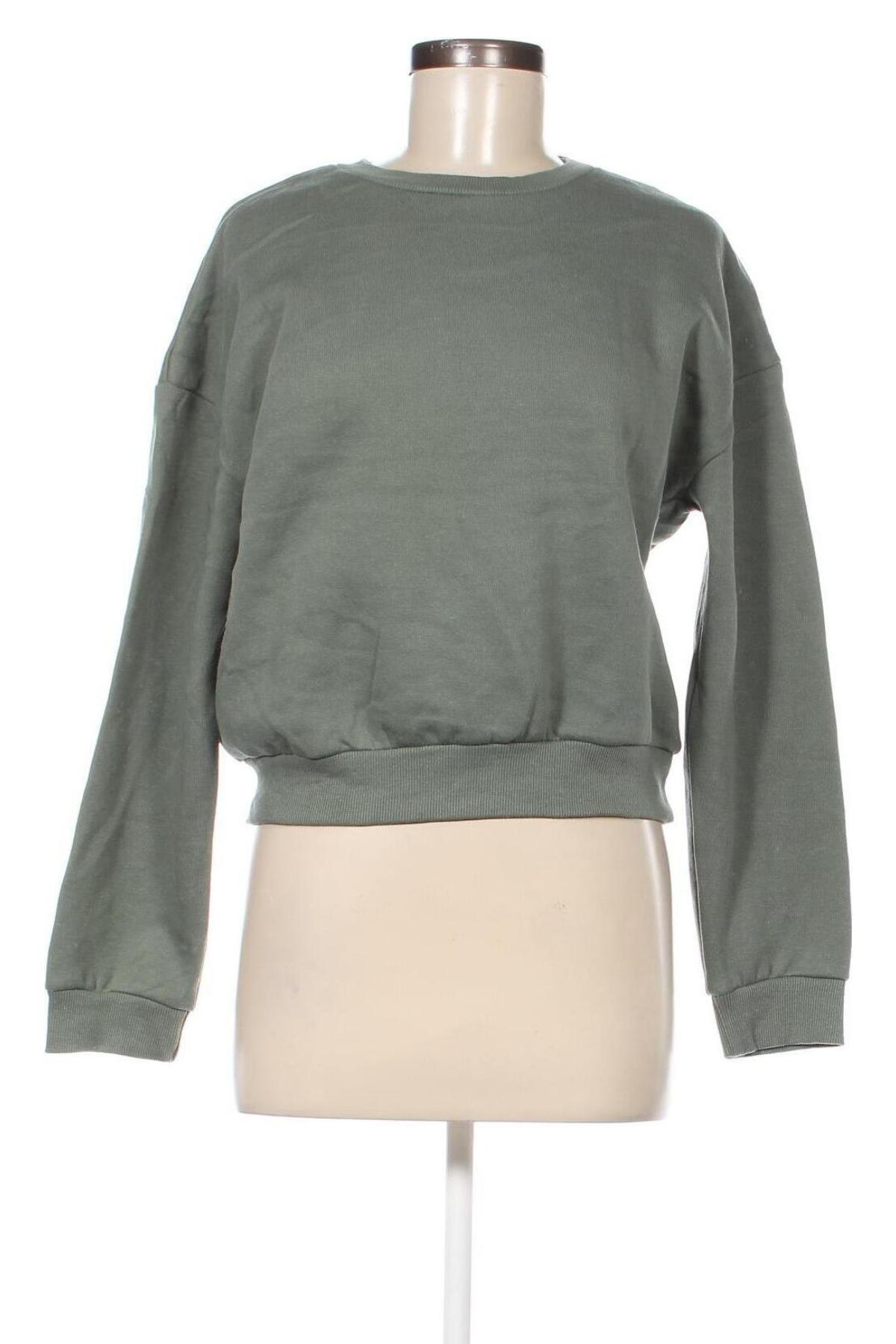 Дамска блуза Pull&Bear, Размер S, Цвят Зелен, Цена 6,65 лв.