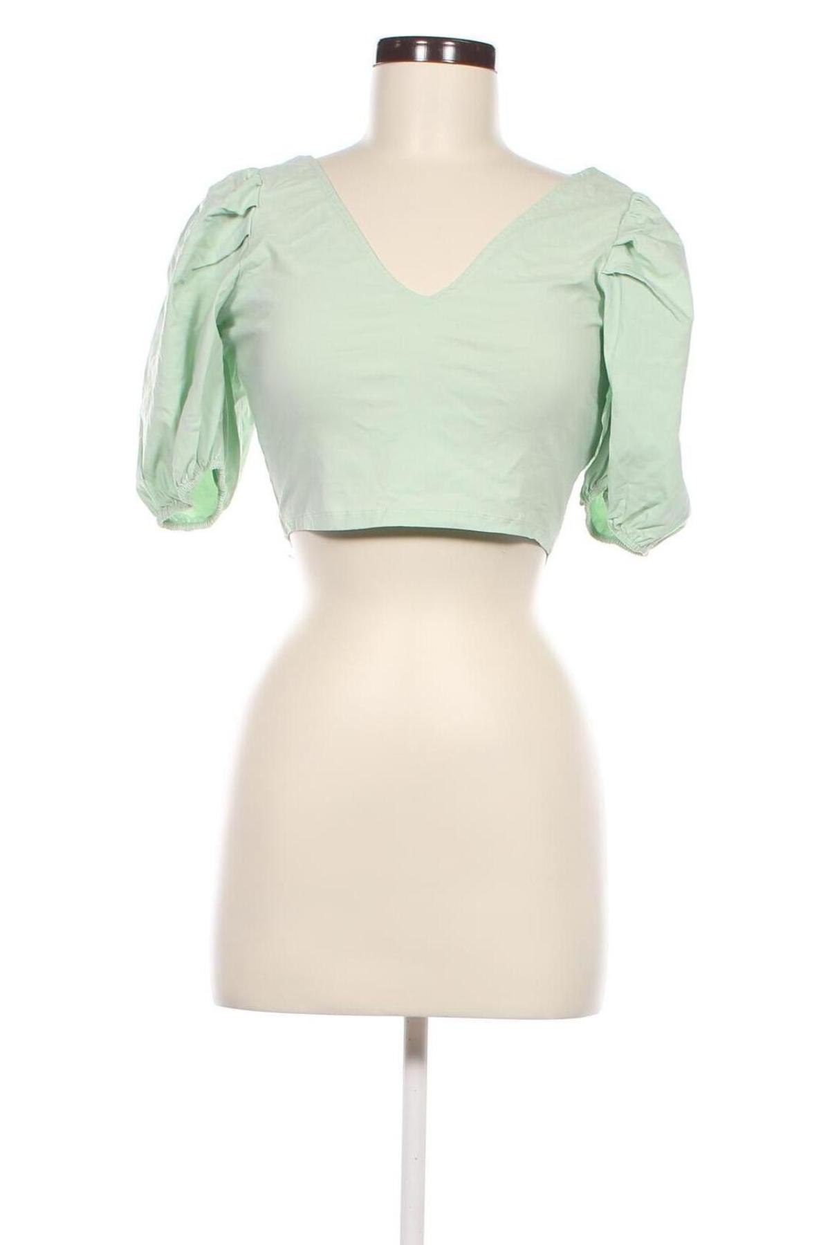 Γυναικεία μπλούζα Pull&Bear, Μέγεθος M, Χρώμα Πράσινο, Τιμή 2,82 €