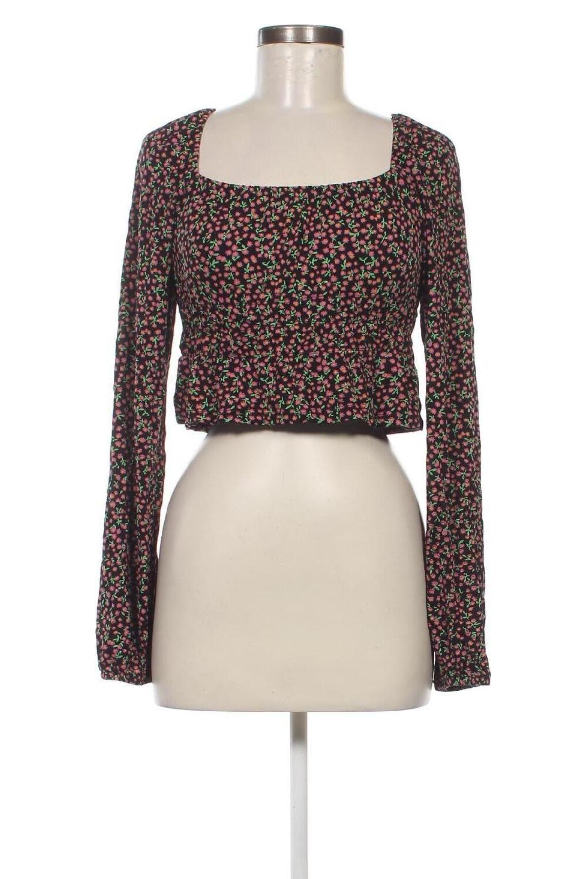 Γυναικεία μπλούζα Urban Outfitters, Μέγεθος M, Χρώμα Πολύχρωμο, Τιμή 6,31 €