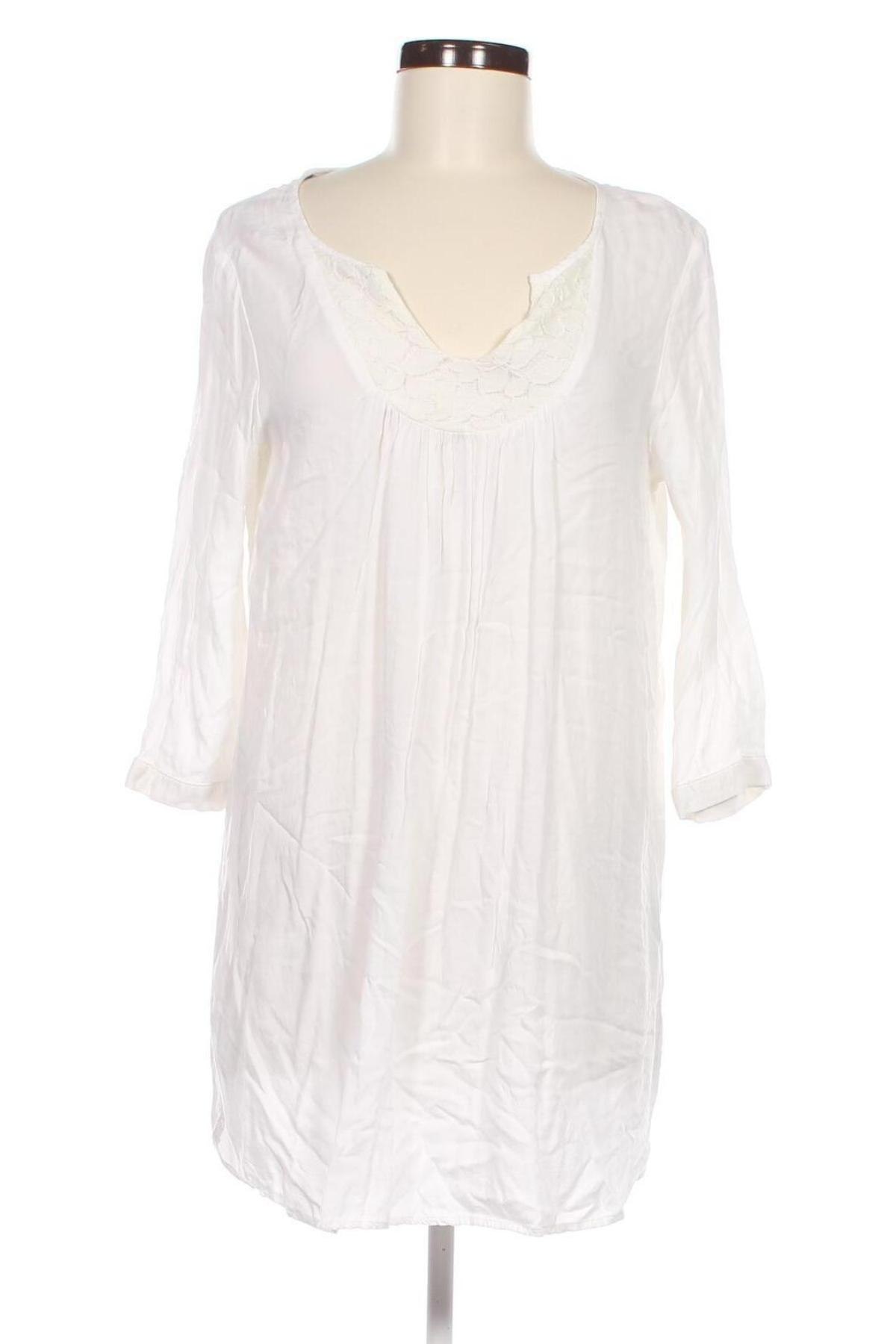 Γυναικεία μπλούζα Vero Moda, Μέγεθος M, Χρώμα Λευκό, Τιμή 4,33 €