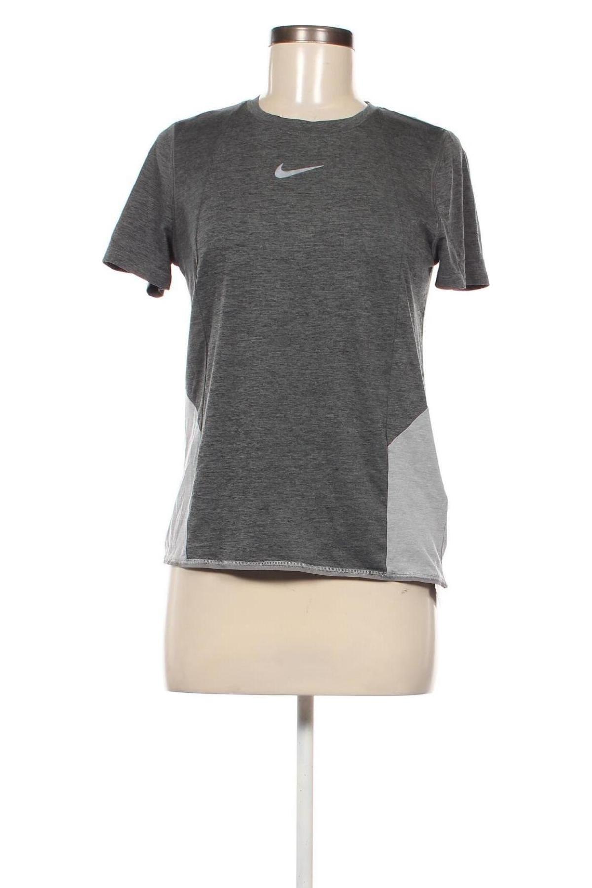 Damen T-Shirt Nike, Größe S, Farbe Grau, Preis 18,79 €