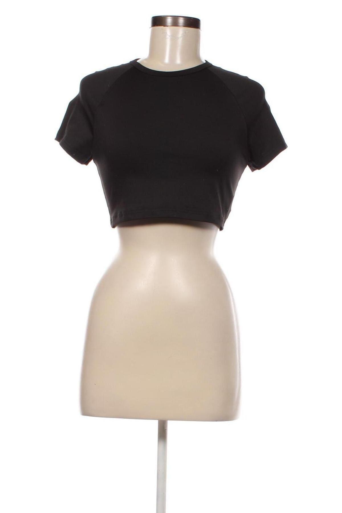Γυναικείο t-shirt SHEIN, Μέγεθος M, Χρώμα Μαύρο, Τιμή 5,63 €