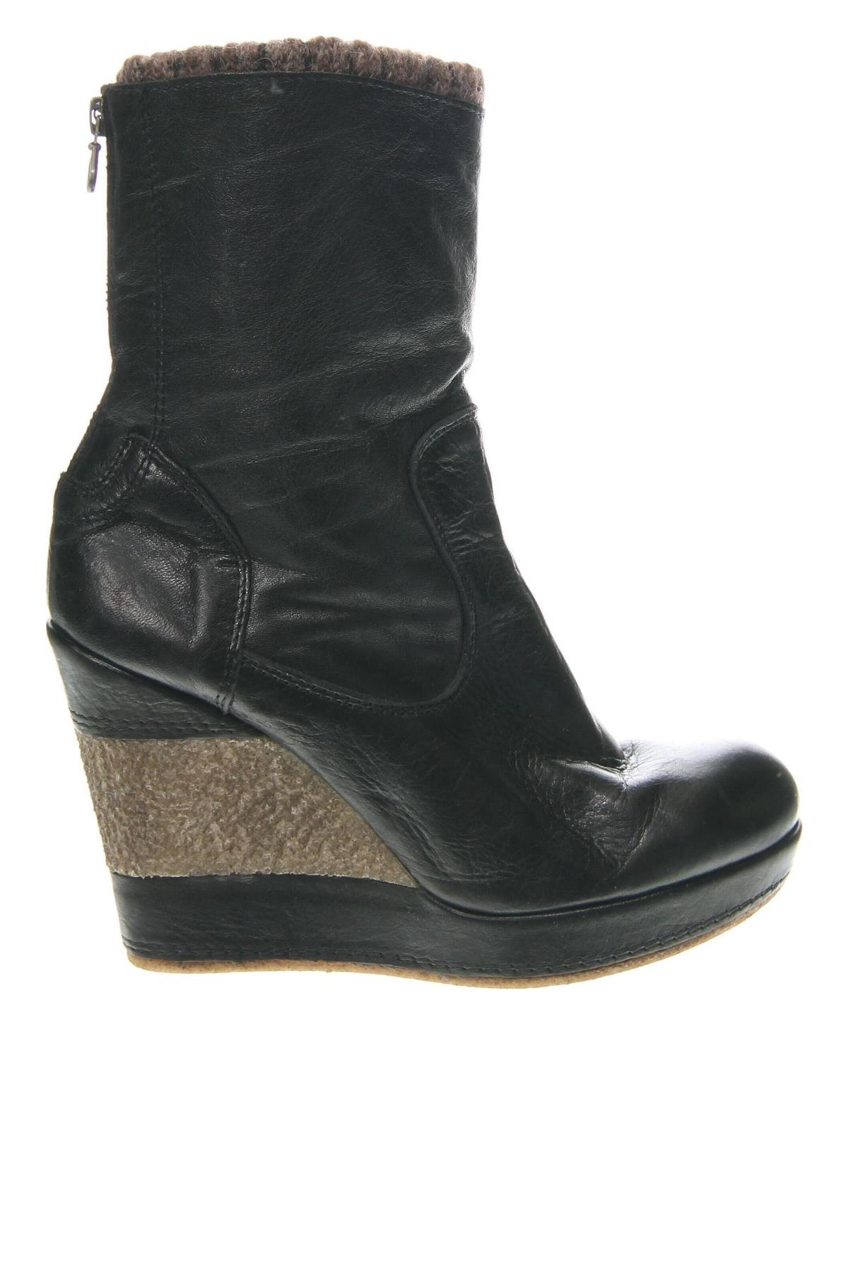 Damen Stiefeletten, Größe 40, Farbe Schwarz, Preis 29,85 €