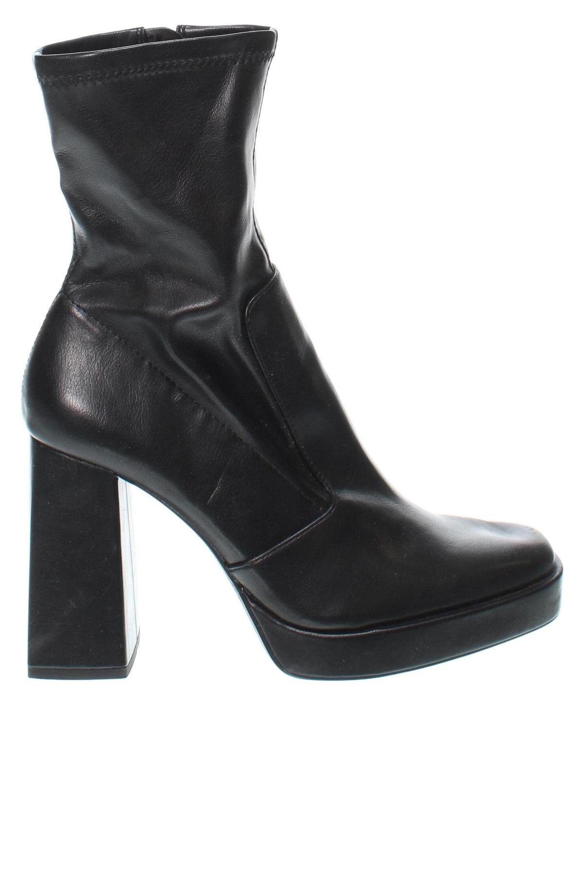 Damen Stiefeletten Bershka, Größe 38, Farbe Schwarz, Preis € 18,37