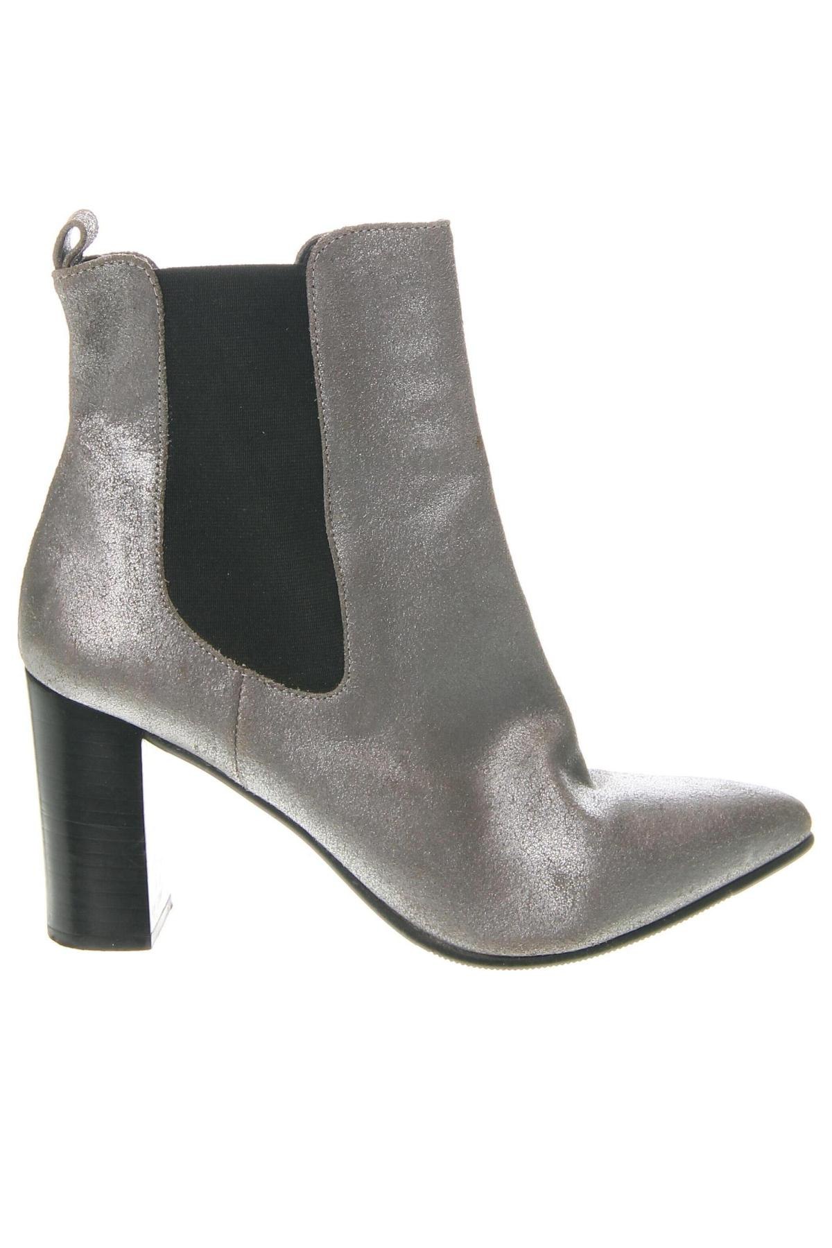 Damen Stiefeletten Buffalo, Größe 40, Farbe Silber, Preis € 28,70