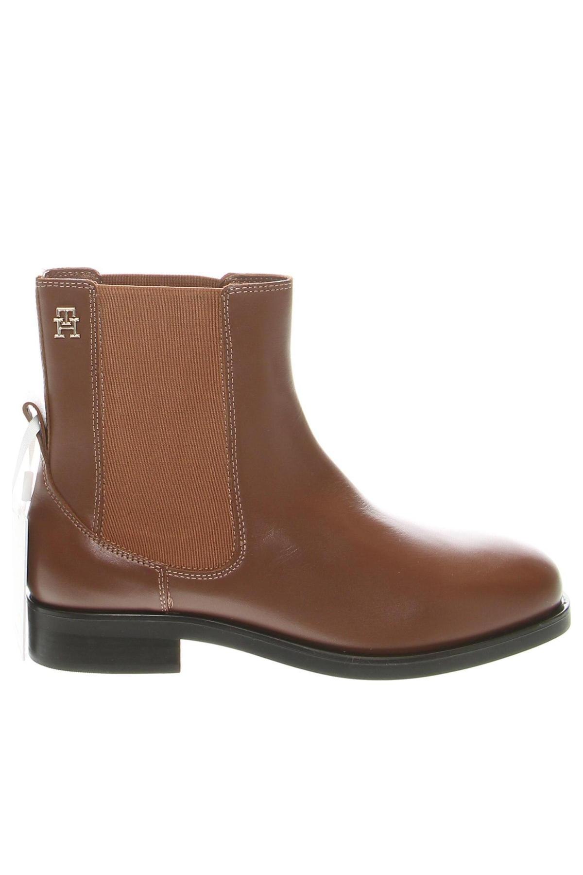 Botine de damă Tommy Hilfiger, Mărime 39, Culoare Maro, Preț 508,39 Lei