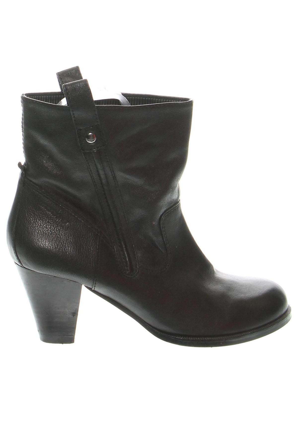 Botine de damă Vagabond, Mărime 40, Culoare Negru, Preț 248,03 Lei