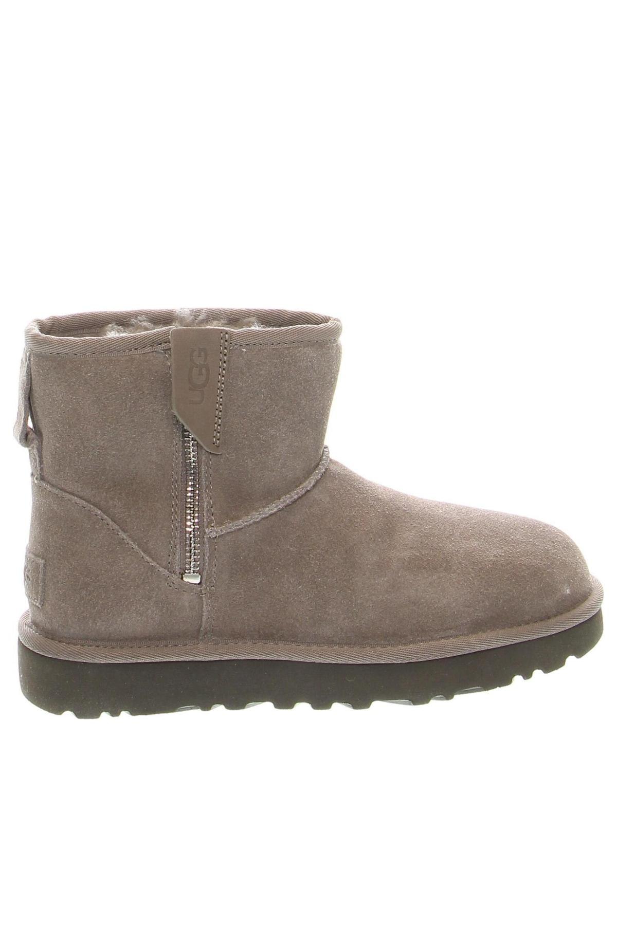 Cizme de damă UGG Australia, Mărime 37, Culoare Bej, Preț 701,32 Lei