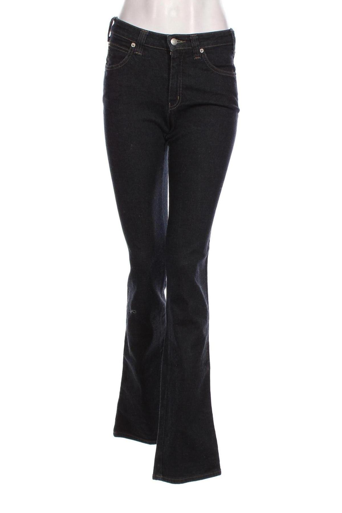 Дамски дънки Armani Jeans, Размер S, Цвят Син, Цена 190,52 лв.