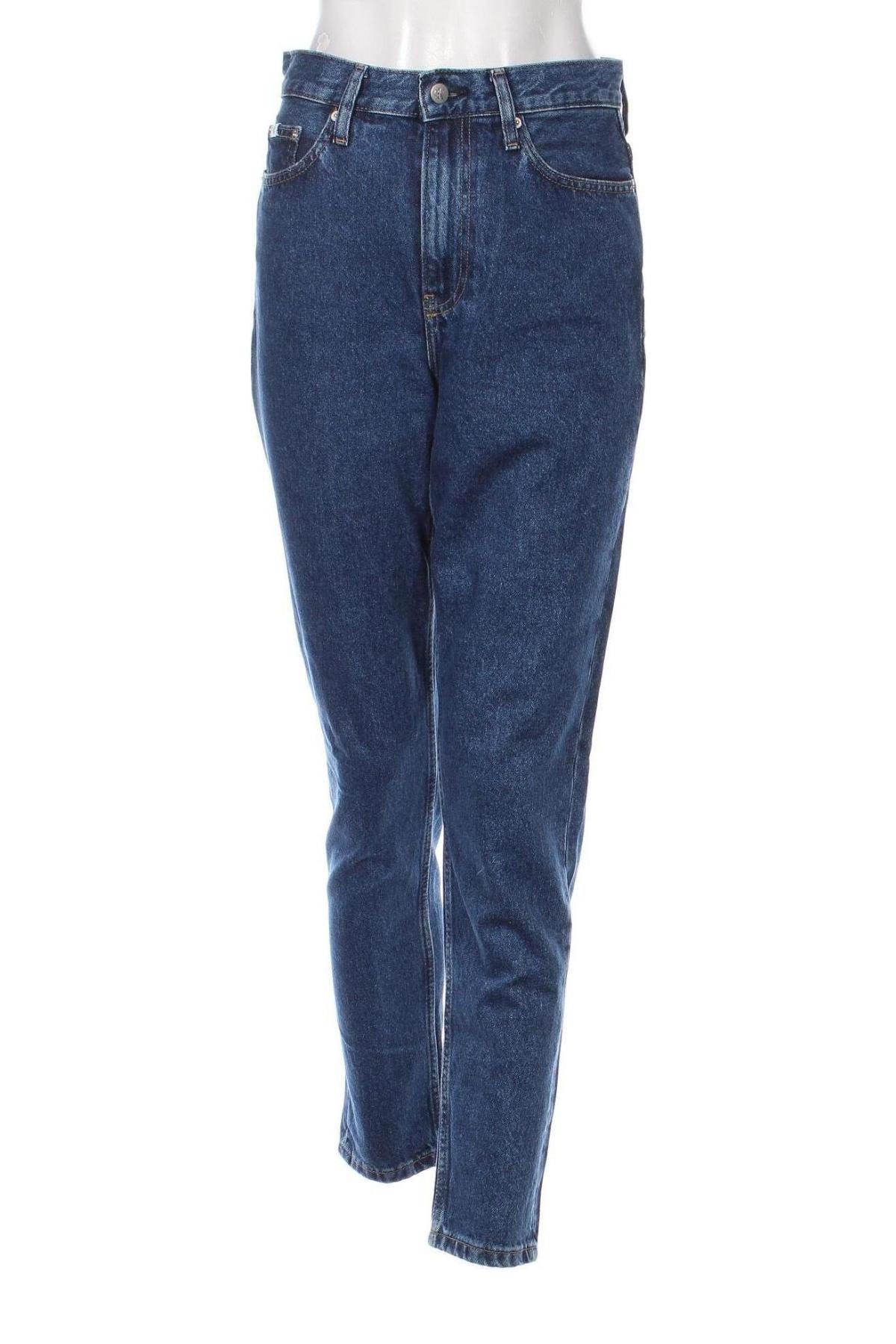 Дамски дънки Calvin Klein Jeans, Размер M, Цвят Син, Цена 156,00 лв.