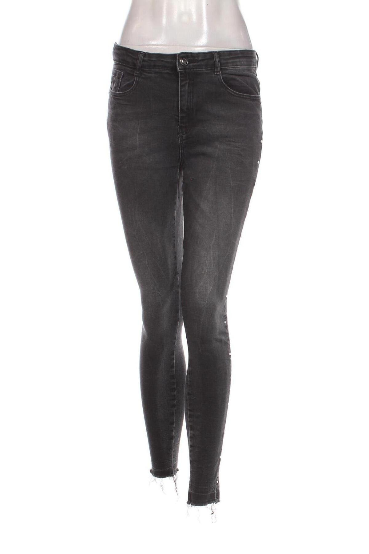 Damen Jeans Mohito, Größe M, Farbe Grau, Preis 10,06 €