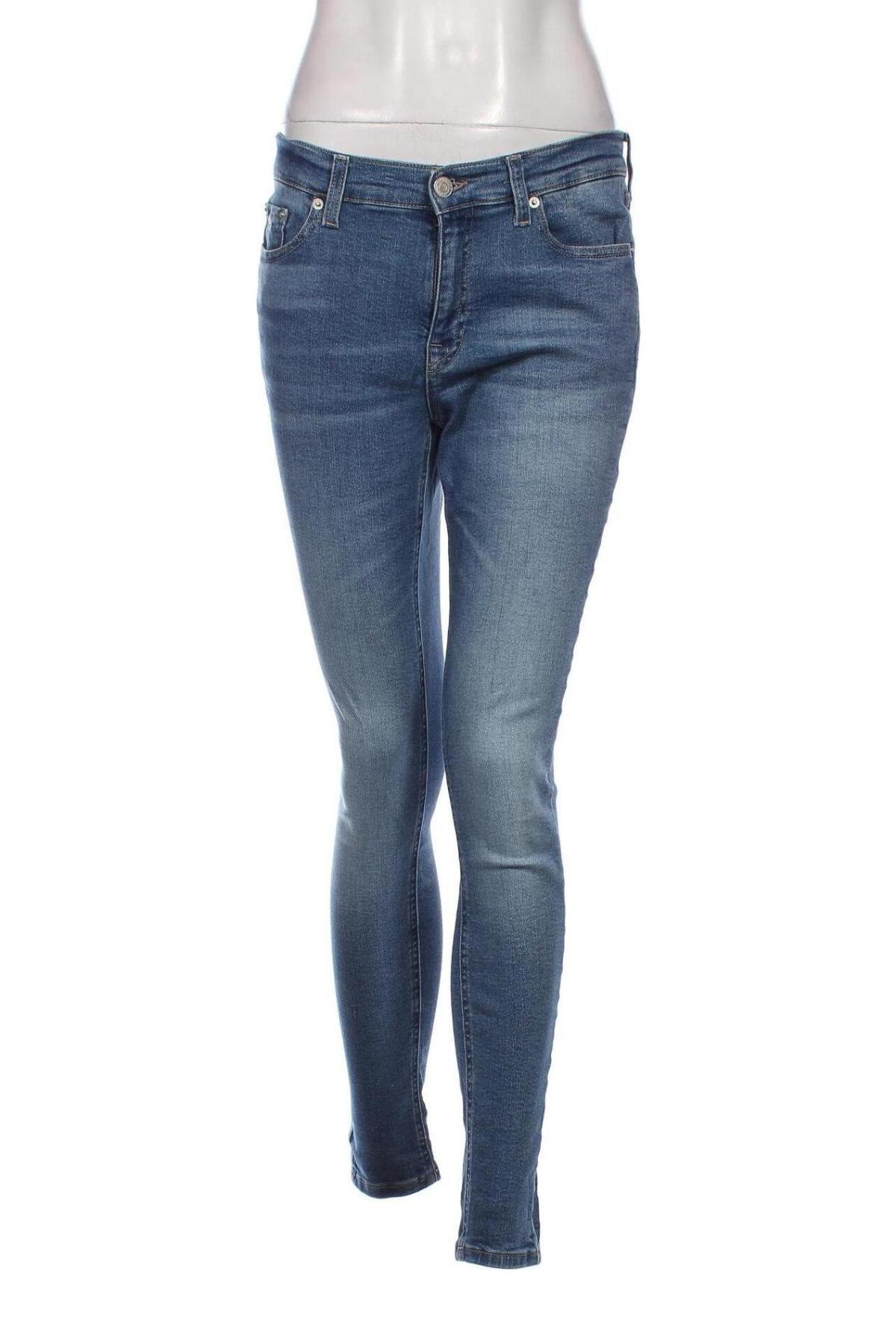 Dámske džínsy  Tommy Jeans, Veľkosť M, Farba Modrá, Cena  44,33 €