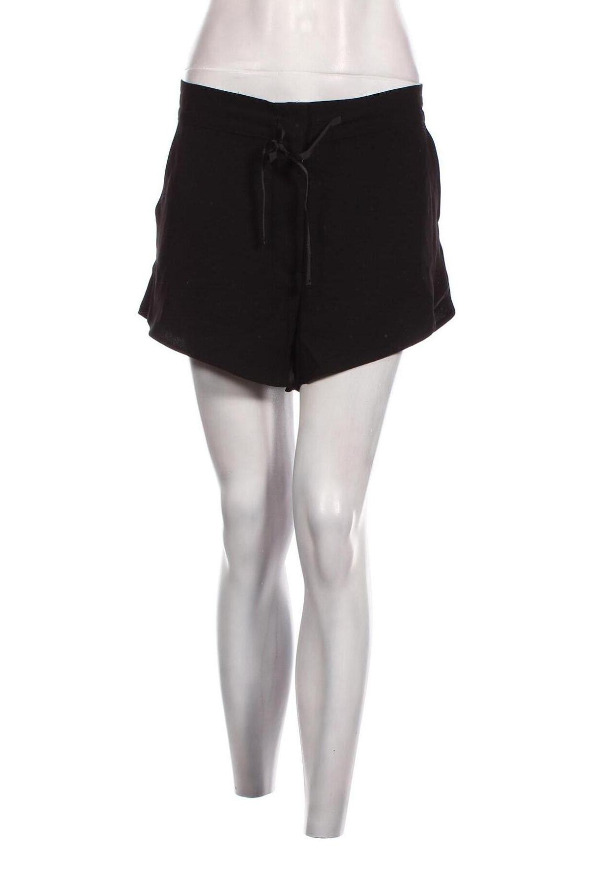 Дамски къс панталон, Размер M, Цвят Черен, Цена 11,40 лв.
