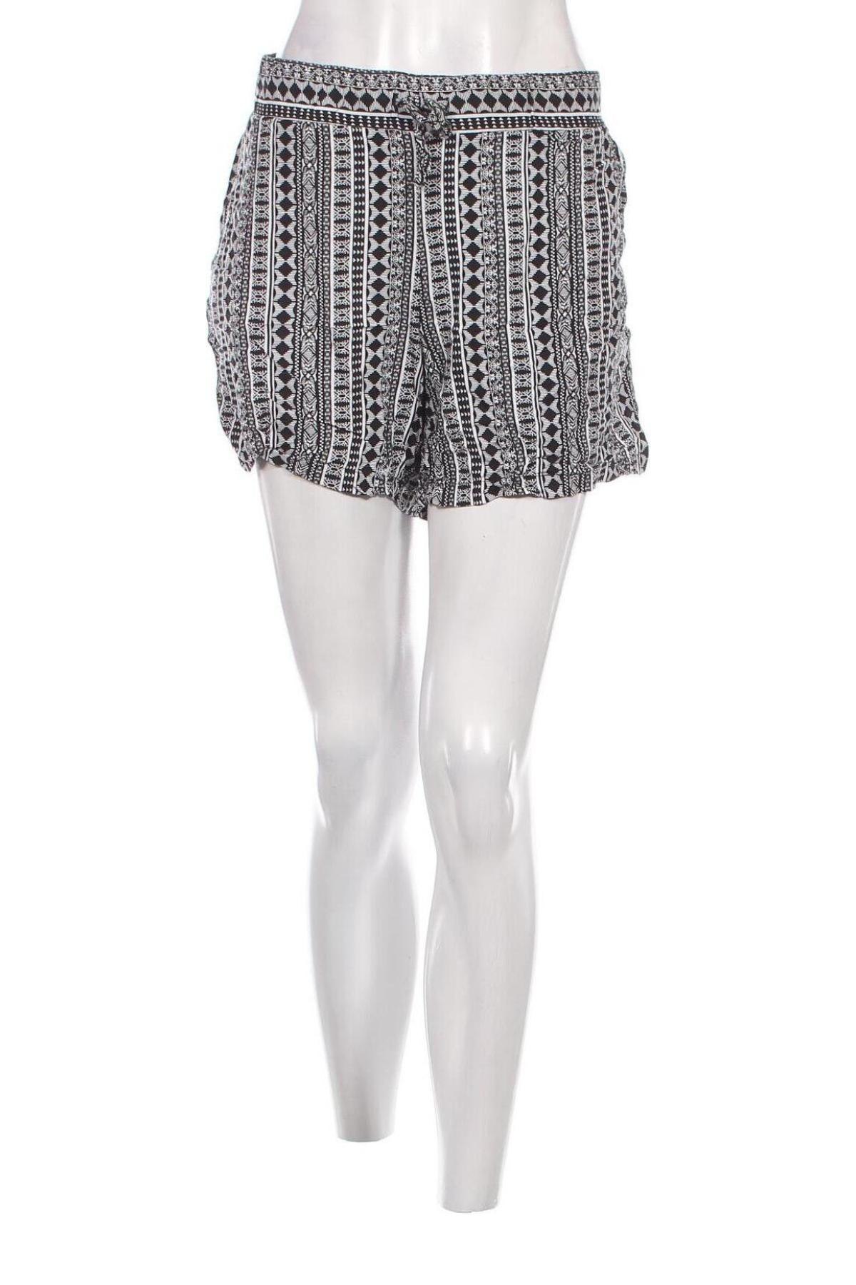 Γυναικείο κοντό παντελόνι, Μέγεθος XXL, Χρώμα Πολύχρωμο, Τιμή 7,05 €