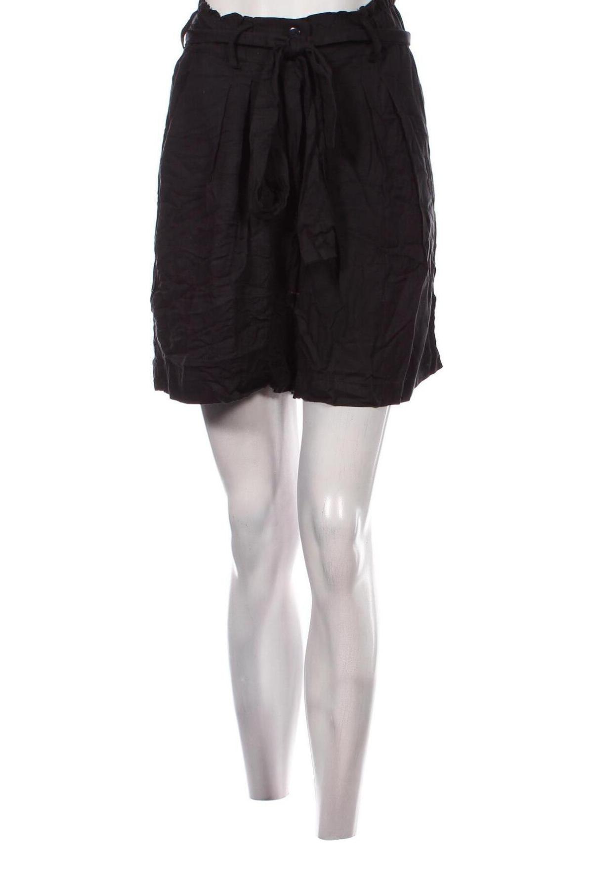 Pantaloni scurți de femei, Mărime S, Culoare Negru, Preț 62,50 Lei