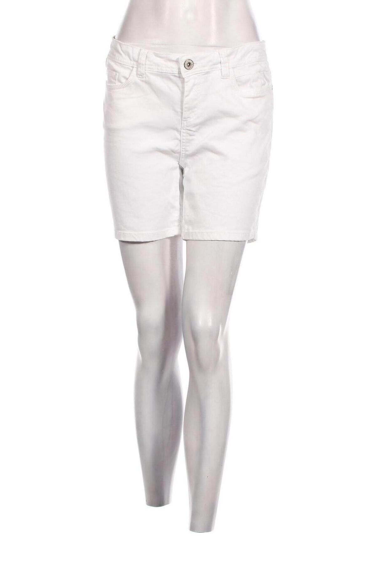 Дамски къс панталон Denim 1982, Размер S, Цвят Бял, Цена 10,83 лв.
