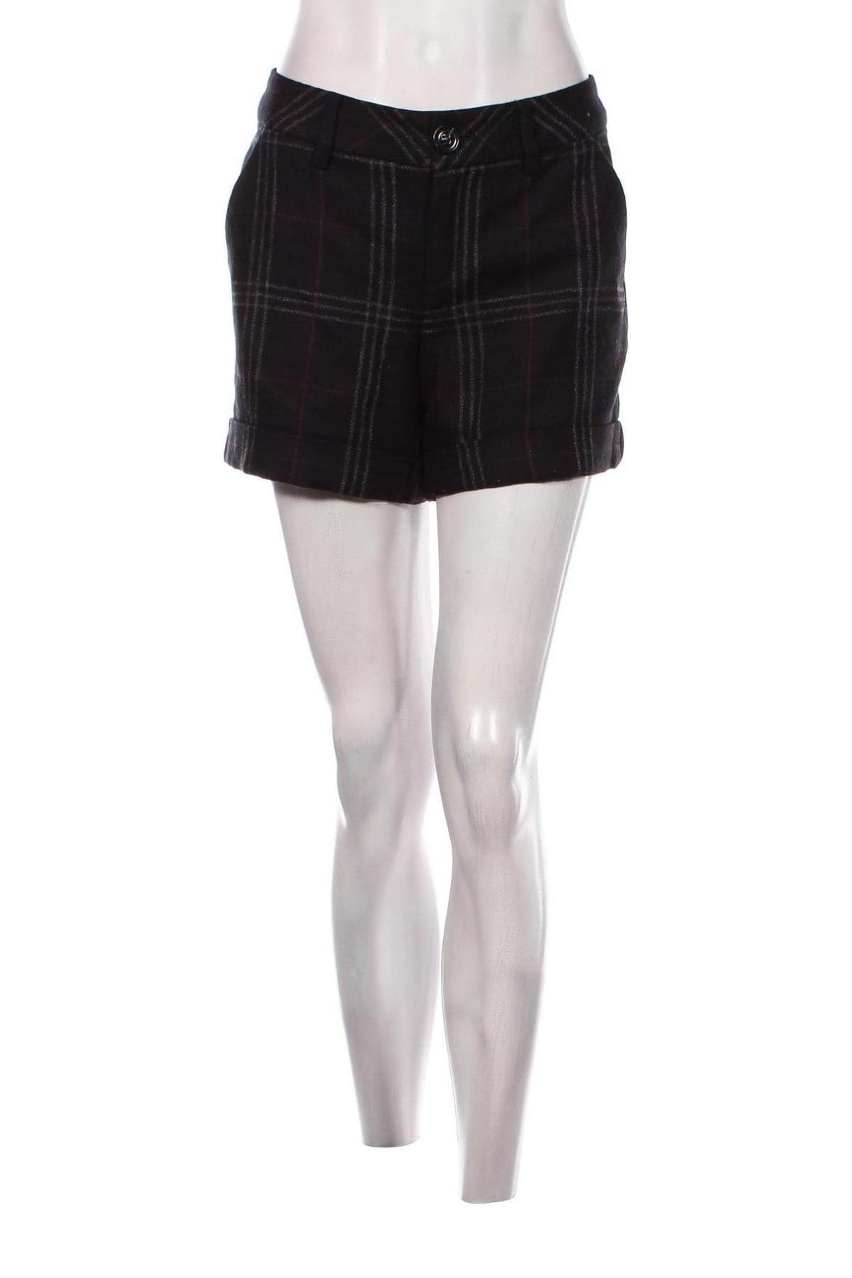 Pantaloni scurți de femei Esprit, Mărime S, Culoare Multicolor, Preț 27,96 Lei