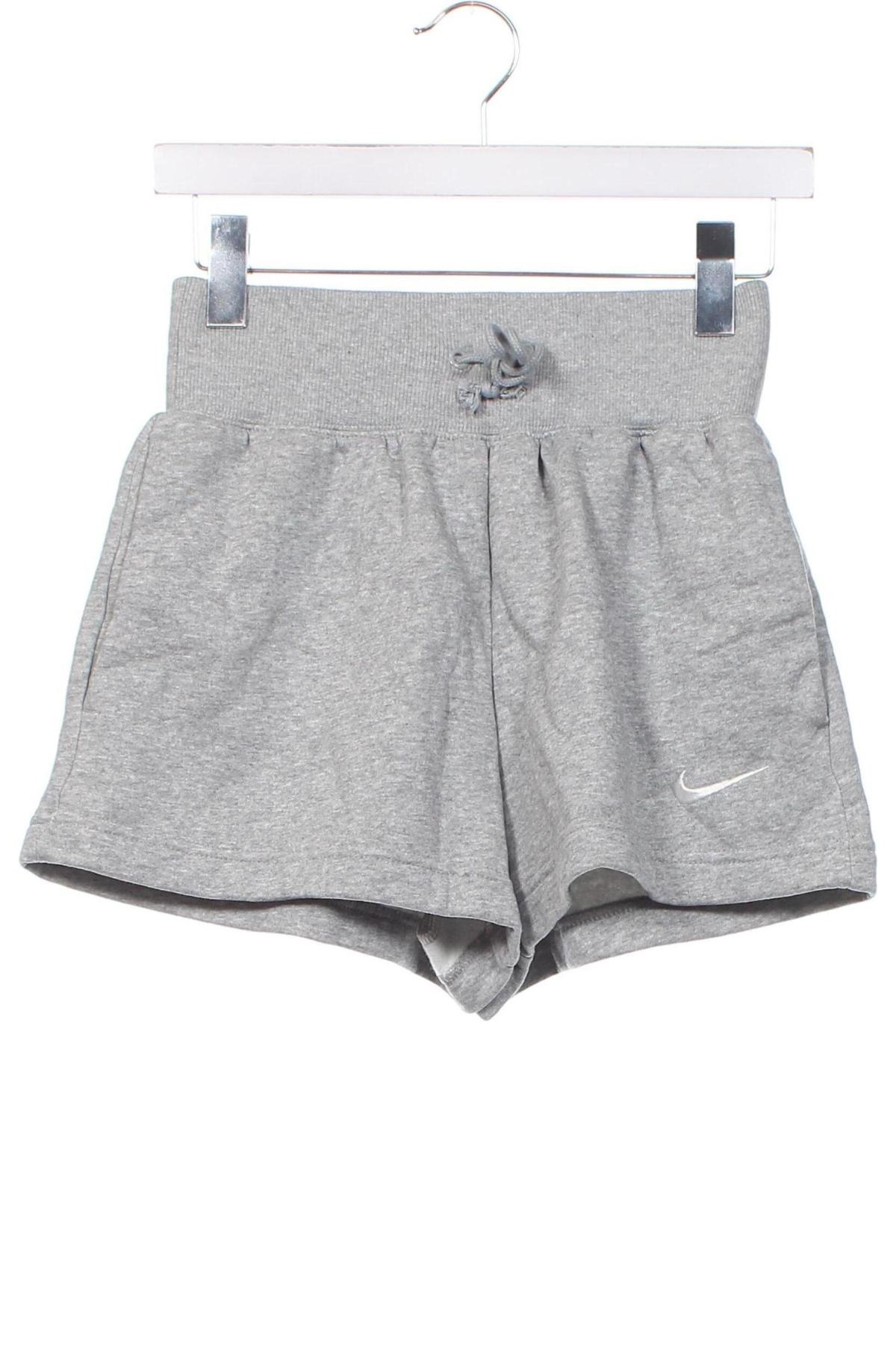 Damen Shorts Nike, Größe XS, Farbe Grau, Preis 55,67 €