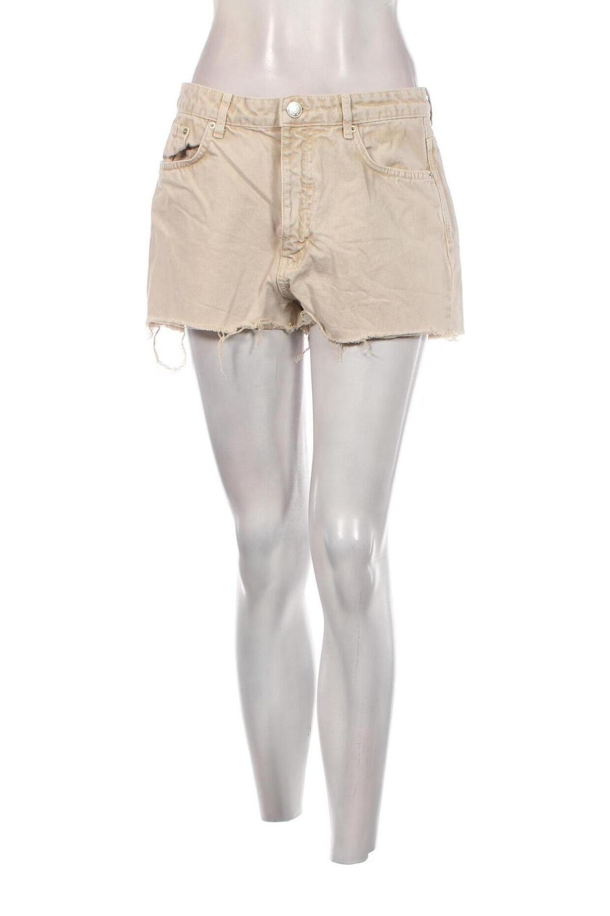 Дамски къс панталон Perfect Jeans By Gina Tricot, Размер M, Цвят Бежов, Цена 11,39 лв.