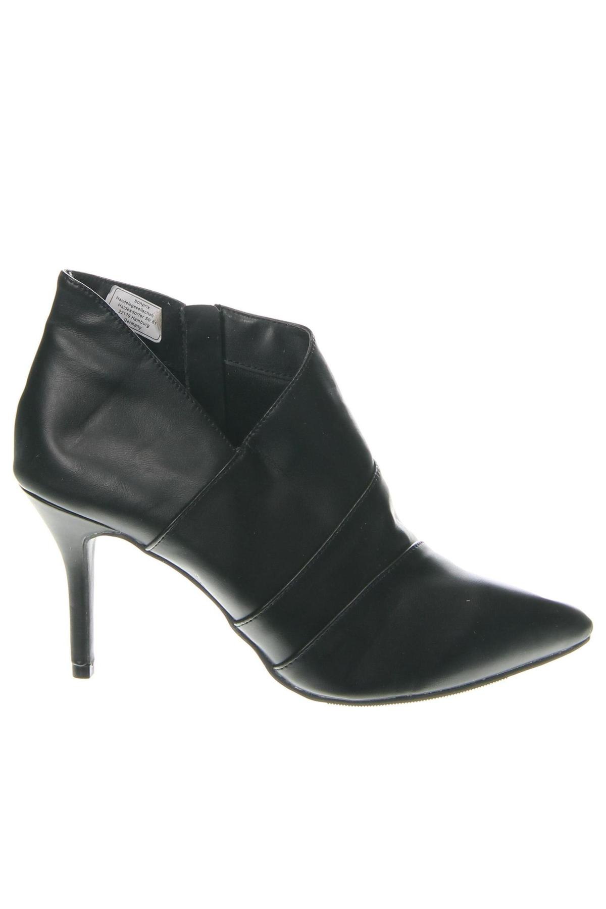 Дамски обувки Body Flirt, Размер 40, Цвят Черен, Цена 21,45 лв.