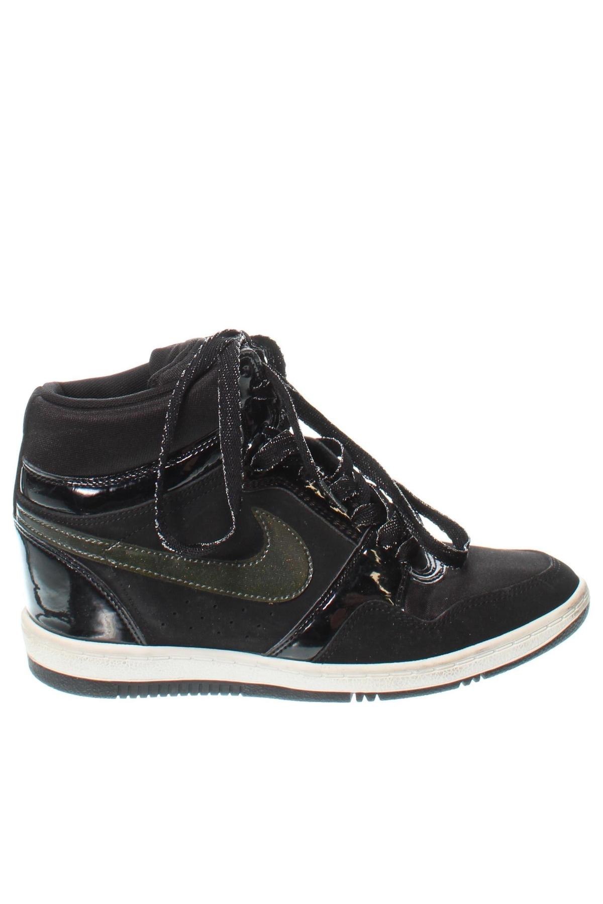 Încălțăminte de damă Nike, Mărime 40, Culoare Negru, Preț 292,76 Lei